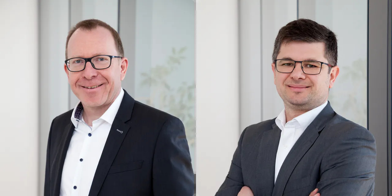Foto der Geschäftsführung x-tention Deutschland: Dr. Ralf Brandner und Bernhard Kronsteiner